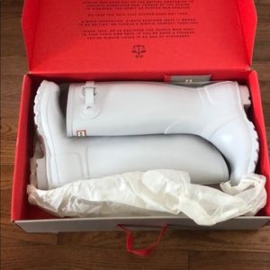 BRAND NEW White Hunter Rain Boots